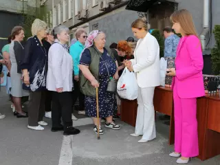 З нагоди Великодня, Ольга Бабенко забезпечила продуктовими наборами мешканців Центрально-Міського району м.Кривого Рогу, що опинилися в складних життєвих обставинах