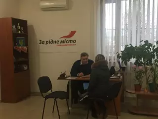 Коммунальные и социальные вопросы по-преднему вызывают сложности.