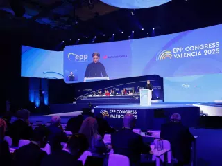 Прийнято резолюцію ЄНП про солідарність з Україною в Валенсії, Іспанія
