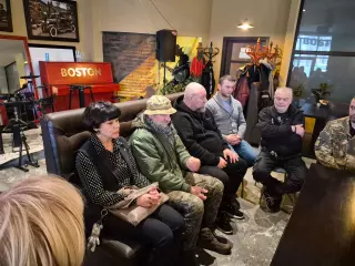 Тепла та надихаюча зустріч хлопців із воїнами-захисниками.