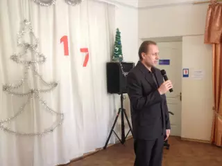 Новогодние праздники продолжают радовать концертами и представлениями