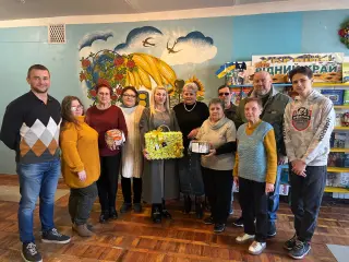 💐 Напередодні Міжнародного жіночого дня триває тепла серія привітань від громадської організації «За рідне місто», яку очолює Ольга Бабенко.