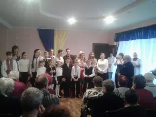 Учащиеся музыкальной школы выступили перед людьми старшего поколения