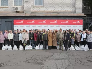 Ольга Бабенко забезпечила продуктовими наборами сім'ї загиблих військовослужбовців, ветеранів війни, пенсіонерів, багатодітні сім'ї та мешканців, які опинилися в складних життєвих обставинах.