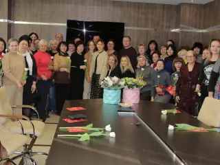 Ольга Бабенко, зустрілася та привітала жінок волонтерів і ветеранів з наступаючим Міжнародним жіночим днем