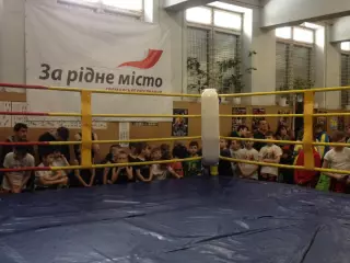 Представители «ЗА РІДНЕ МІСТО» поздравили победителей соревнований по кунг-фу