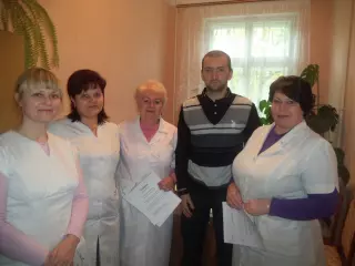 Представитель «ЗА РІДНЕ МІСТО» поздравил медсестер с профессиональным праздником