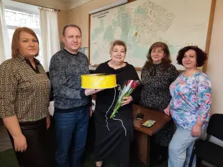 Шановні працівники житлово-комунального господарства та побутового обслуговування населення!  Щиро вітаємо вас із професійним святом!