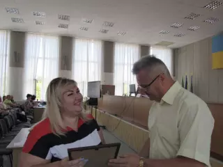 Депутат Покровского райсовета Виктория Ещина награждена Почетной грамотой
