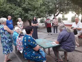 Состоялась выездная встреча с жителями Долгинцевского района на мкрн. Восточный-1