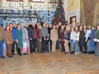 Новий Рік - це свято, яке чекають всі люди, і дорослі, і малі. Це свято надії, нових сподівань та очікувань.