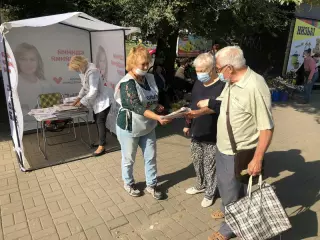 Ежедневно на палатках Ольги Бабенко обсуждаются очень важные и волнующие каждого криворожанина вопросы