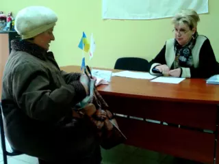 На приеме депутата горожане получили юридические консультации