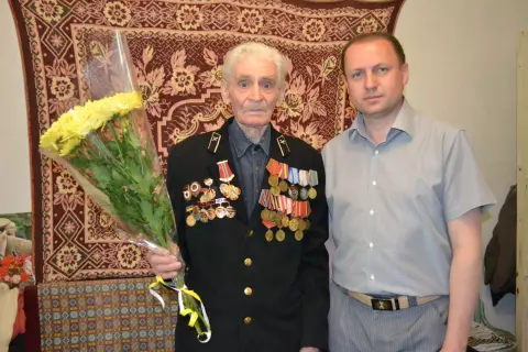Низький уклін вам, герої-визволителі!