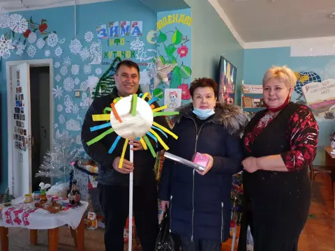 Вітання відвідувачів і працівників дитячої бібліотеки № 9 з новорічними святами
